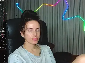 Stripchat Sex Cam of xx_adrihanna_xx
