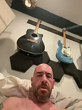 Stripchat Free Live Porn of Italianstallion2756