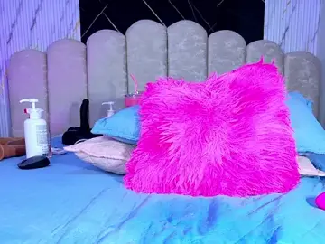 Stripchat Live Sex Cam of violett_lo