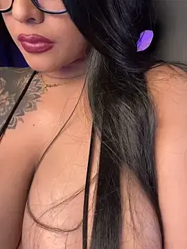 Stripchat Live Porn of monroe_777