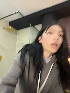Stripchat Sex Cam of Maddison_Foxxx