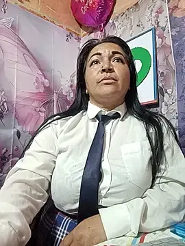 Stripchat Free Porn Cam of isis_milove