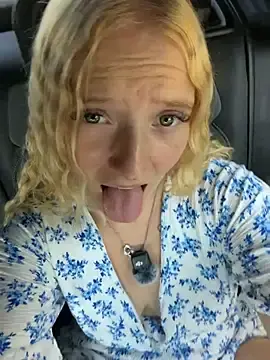 Stripchat Free Live Porn of Sophie_cute06