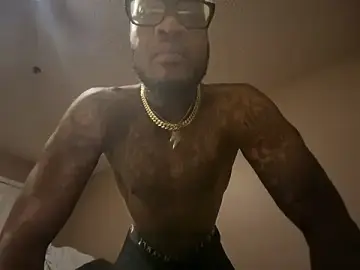 Stripchat Live Porn of ONLYLOGHIM