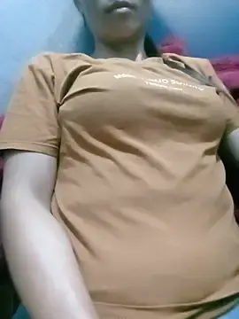 Stripchat Live Sex Cam of Sexyy-y