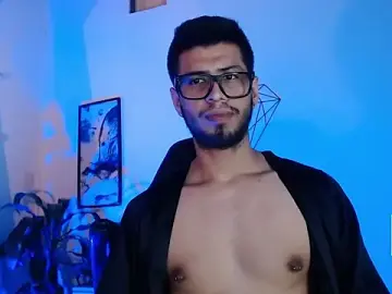 Stripchat Watch Live Sex Cams of Colby_brown03