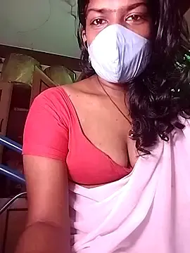 Stripchat Nude Webcam of Tamil_Kavitha