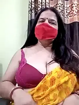 Stripchat Sex Cam of IndianAngle