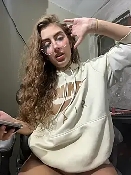 Stripchat Best live sex cam show of miiabellovic