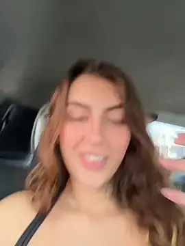 Stripchat Free Porn Cam of miiabellovic
