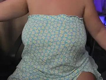 Stripchat Sex Cam of _Alyssia_