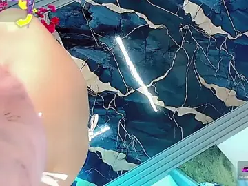Stripchat Free Live Porn of moon_sweet-
