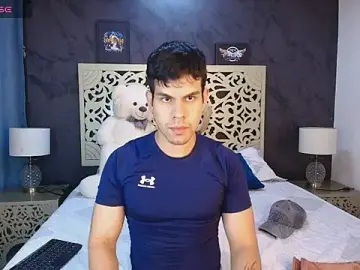 Stripchat Best Webcam of Derek_Voss