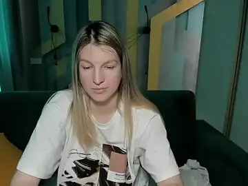 Stripchat Live Sex of EmilyWalkeri