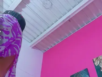 Stripchat Watch Live Sex Cams of littlee_emilyy_