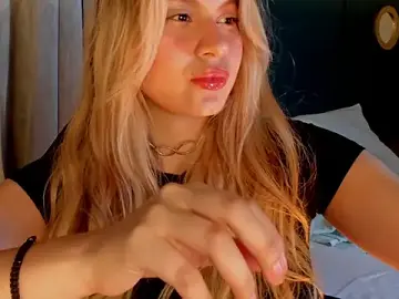 Stripchat Best Webcam of mia_curry