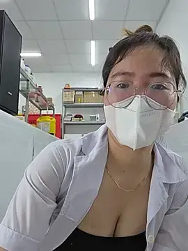 Stripchat Sex Chat of HinaLovely