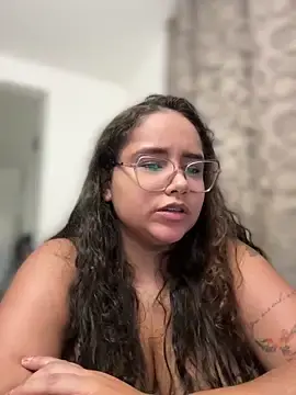 Stripchat Adult Webcam of CurlyGirl_1