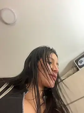 Stripchat Live Porn of Emmily_19