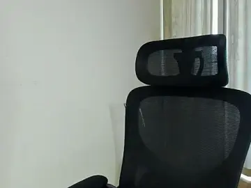 Stripchat Sex Cam of MidnightPoise