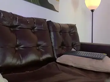 Stripchat Best live sex cam show of Valery_Rouse_0