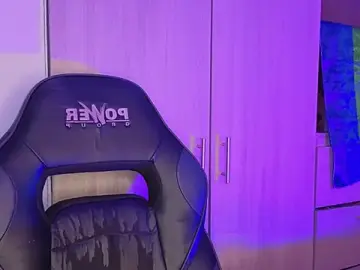 Stripchat Live Porn of tiffanyy_777