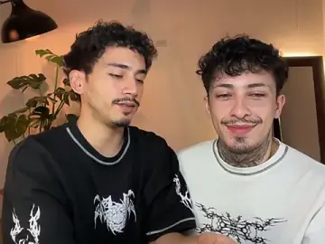 Stripchat Watch Live Sex Cams of Noah_and_Steven