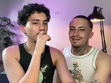 Stripchat Live Sex of Noah_and_Steven