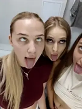 Stripchat Free Live Porn of caressyourself