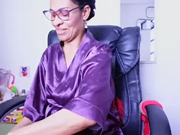 Stripchat Watch Live Sex Cams of Aries_Mature