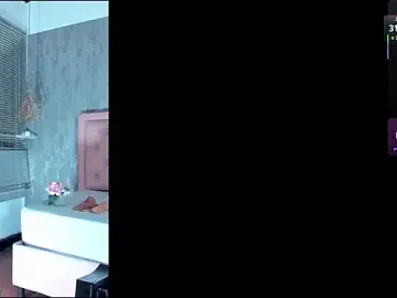 Stripchat Free Live Porn of naomidibello