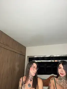 Stripchat Nude Webcam of sweet_karinpaz777