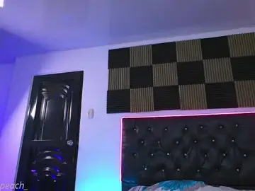 Stripchat Live Porn of Annie_Peach