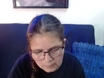 Stripchat Watch Live Sex Cams of Linda_banks_