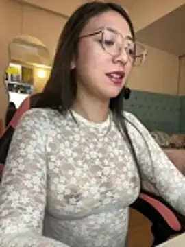 Stripchat Free Live Porn of Iam_marianne
