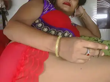 Stripchat Free Porn Cam of hotee_bhabi