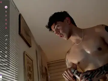 Stripchat Best Webcam of ivaaaan_