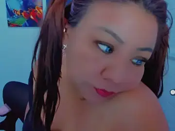 Stripchat Adult Webcam of victoria_love89