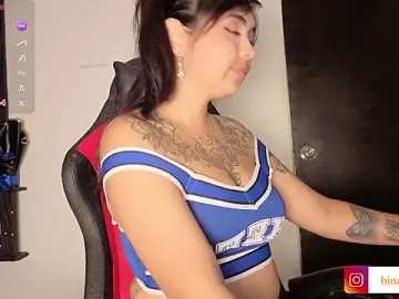 Stripchat Nude Webcam of Hinatta-Tatto1