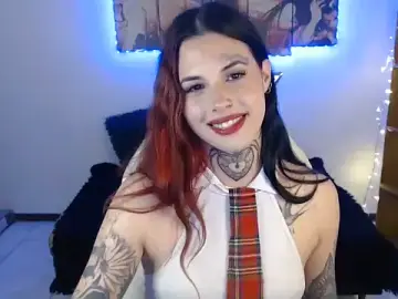 Stripchat Best live sex cam show of Maddy_Vicius19
