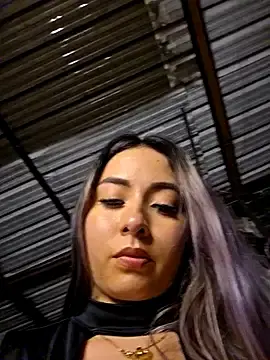 Stripchat Live Sex Cam of Natasanz