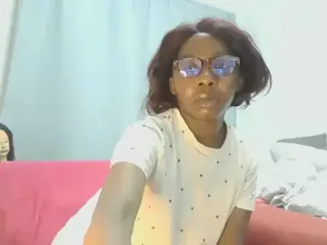 Stripchat Live Sex Cam of Sexxybella27