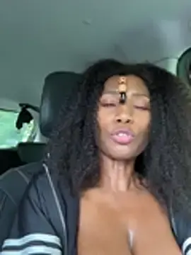 Stripchat Live Sex of ShantelSexyYoungMilfie