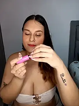 Stripchat Adult Video Chat of Valeriaa_21