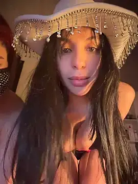 Stripchat Live Sex Cam of ORLA94