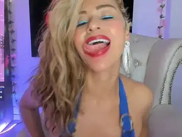 Stripchat Live Sex of Isabelhot1