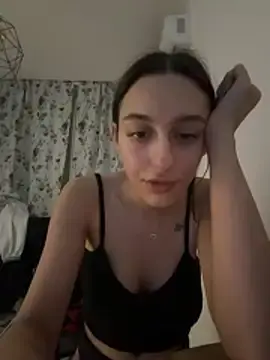 Stripchat Nude Webcam of Rianaa_Rinaa