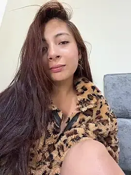 Stripchat Adult Webcams of Karlee_Grey1