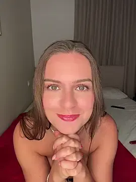 Stripchat Live Porn of juliakhaleesii2
