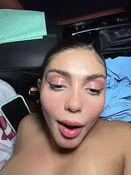 Stripchat Free Porn Cam of zui_lu